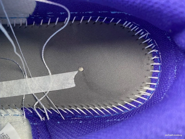 X CUSTOM AIR JORDAN DM7890-386 TRAVIS X OFF-WHITE 1 SCOTT 1211